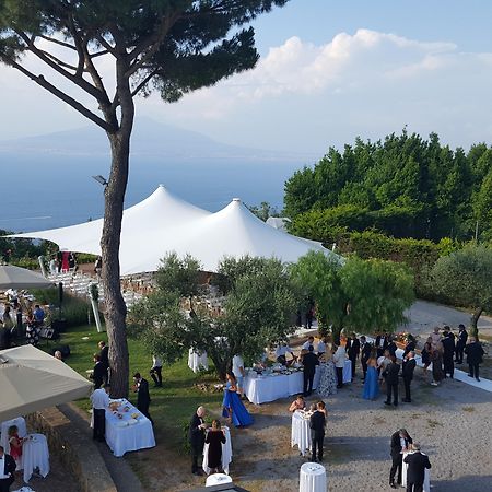 Oasi Olimpia Relais Hotel Sant'Agata sui due Golfi Luaran gambar