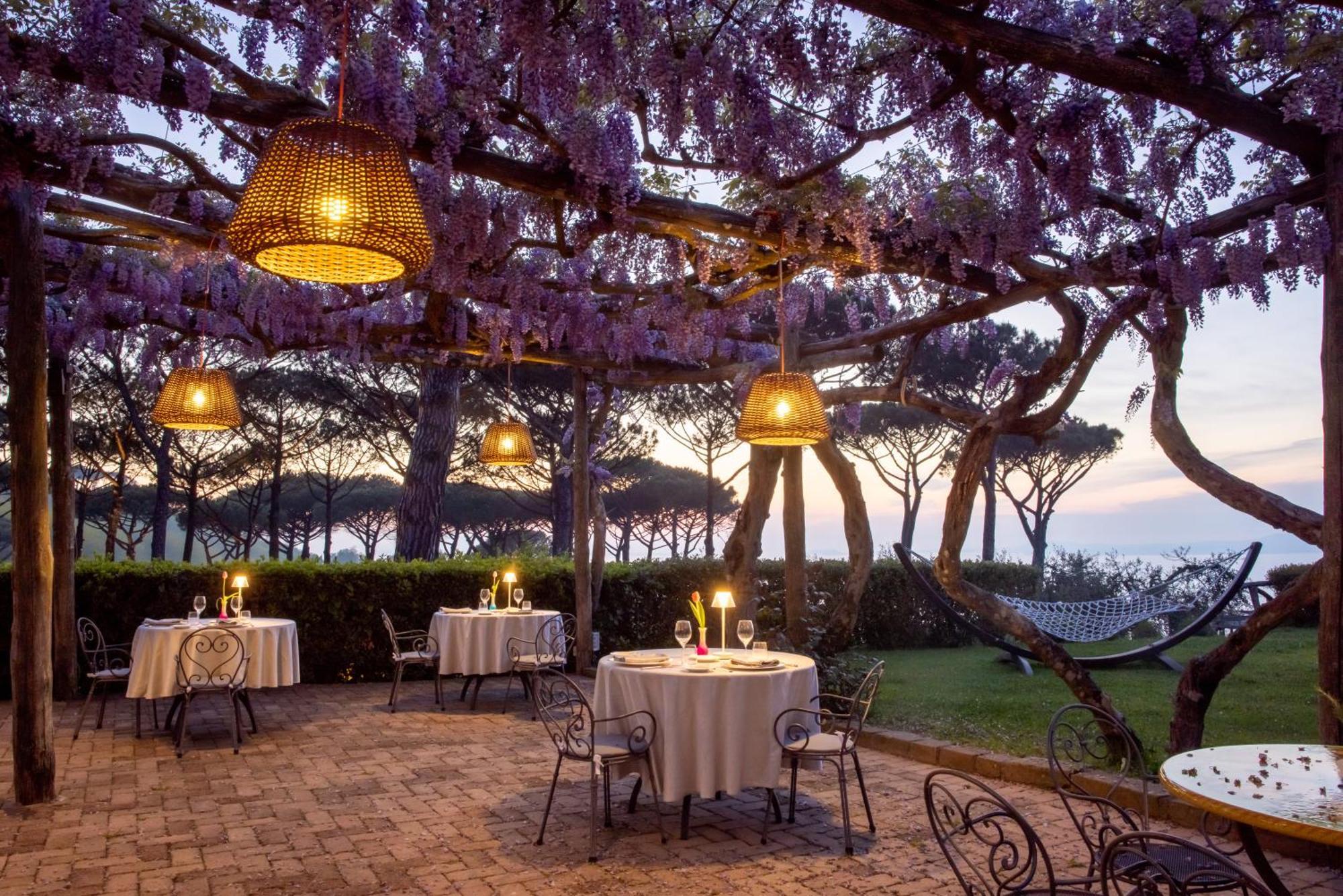 Oasi Olimpia Relais Hotel Sant'Agata sui due Golfi Luaran gambar